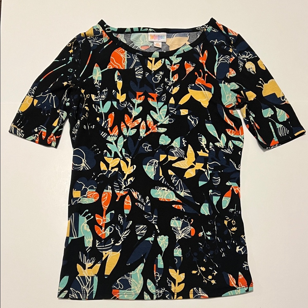 LuLaRoe Simply Comfortable Women’s Black Top Multicolor Floral Short Sleeve XS
